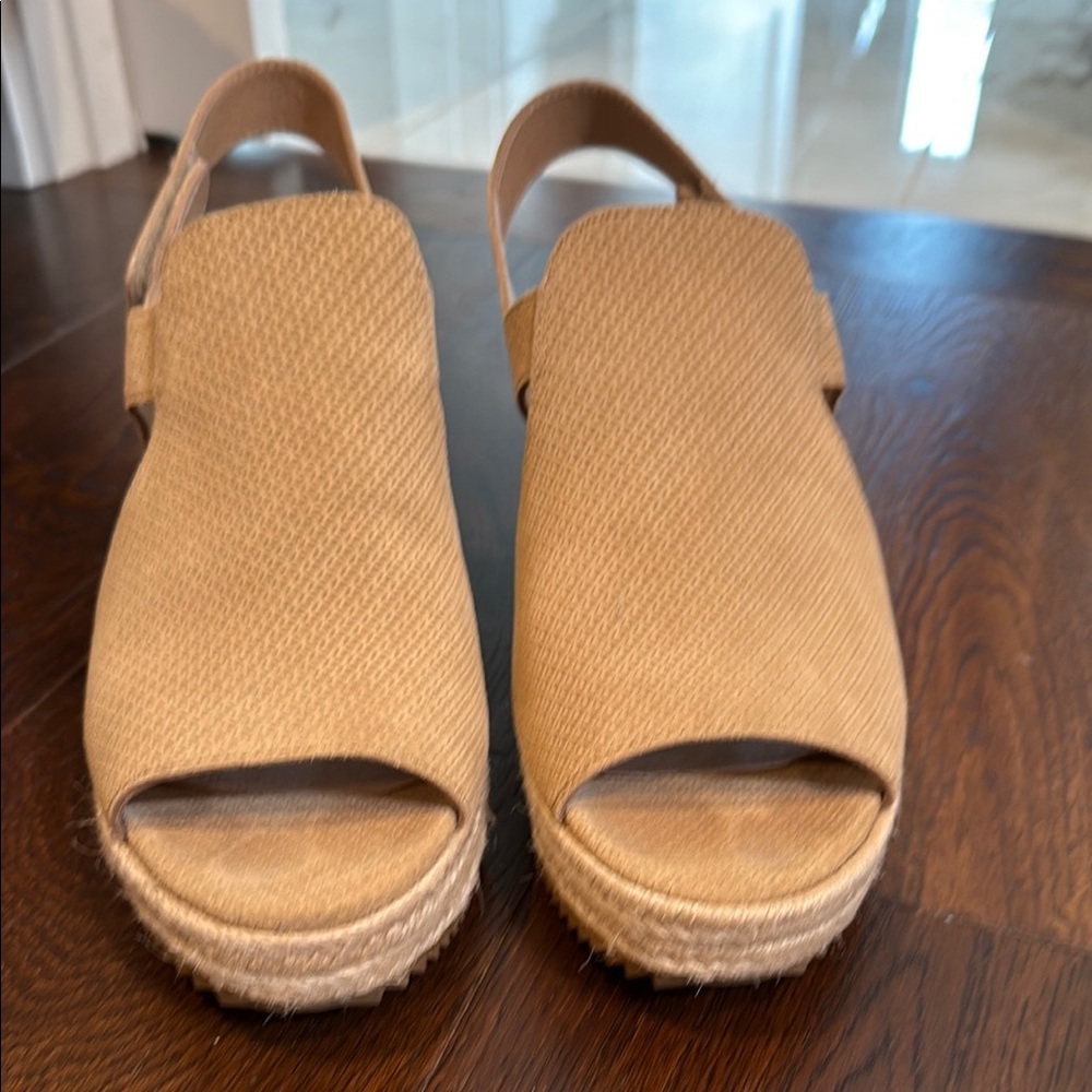 Eileen Fisher Tan Wedge Sandals with Slingback